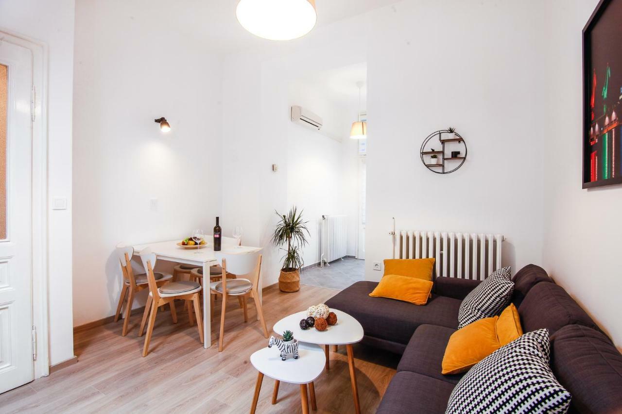 Apartment Kensi*** Pola Esterno foto